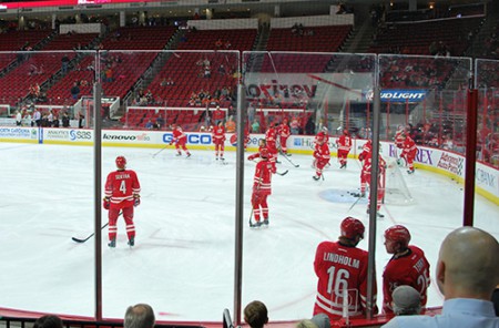 Rozkorčuľovanie Carolina Hurricanes